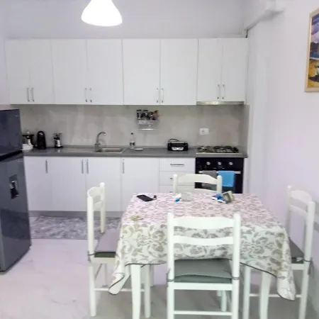 Orik Apartment *
